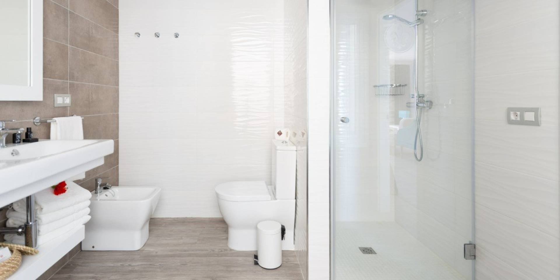 1 Bedroom Luxury Apartment with Sea View Jacuzzi - Luxury Apartment With Private Sauna And City View