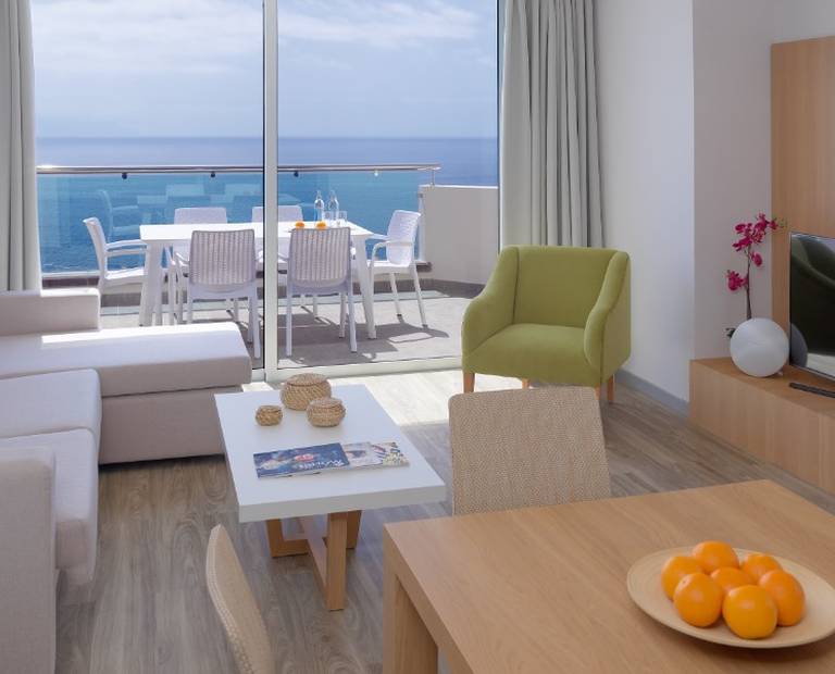 2-schlafzimmer-luxus-apartment mit meerblick und jacuzzi Royal Sun Resort Acantilado de los Gigantes