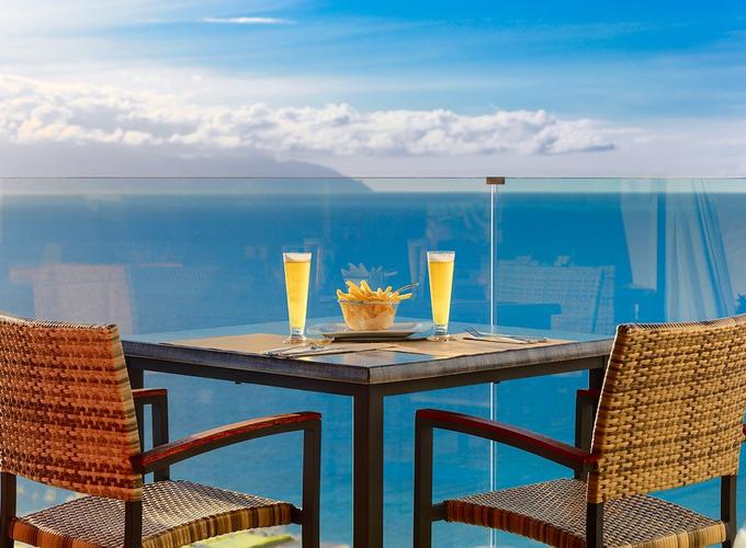 Oasis Gastro Bar Royal Sun Resort Acantilado de los Gigantes Oasis Gastro Bar Royal Sun Resort Acantilado de los Gigantes