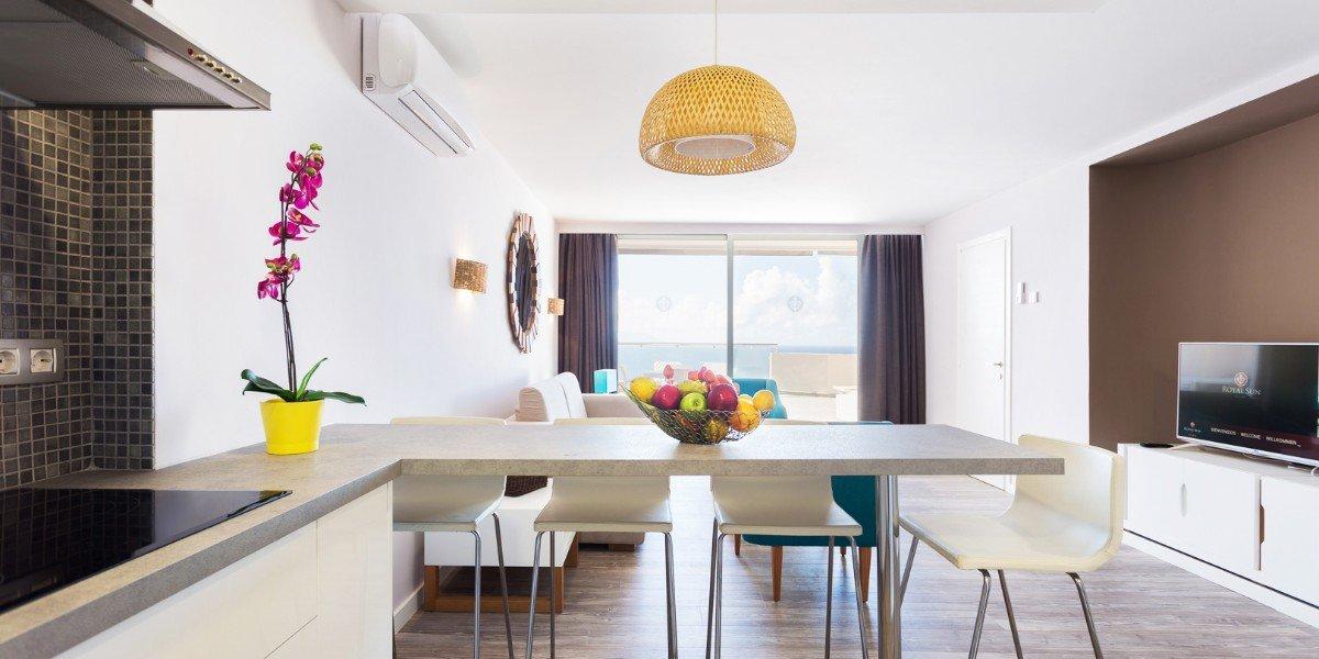 1-Schlafzimmer-Luxus-Apartment mit Meerblick und Jacuzzi Royal Sun Resort Acantilado de los Gigantes 1-Schlafzimmer-Luxus-Apartment mit Meerblick und Jacuzzi Royal Sun Resort Acantilado de los Gigantes