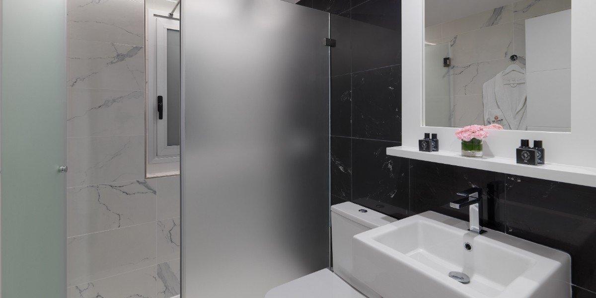 2-Schlafzimmer-Luxus-Apartment mit Meerblick und Jacuzzi Royal Sun Resort Acantilado de los Gigantes 2-Schlafzimmer-Luxus-Apartment mit Meerblick und Jacuzzi Royal Sun Resort Acantilado de los Gigantes