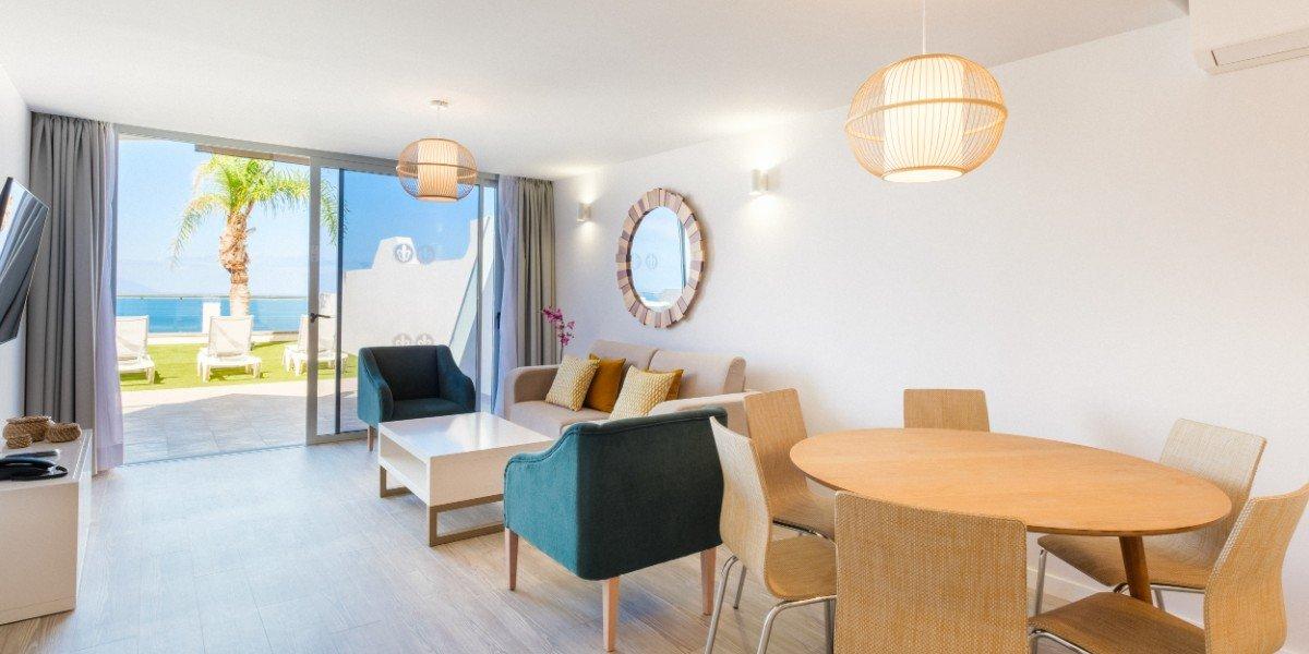 Appartement Deluxe 3 Chambres avec Bain à Remous Royal Sun Resort Acantilado de los Gigantes Appartement Deluxe 3 Chambres avec Bain à Remous Royal Sun Resort Acantilado de los Gigantes